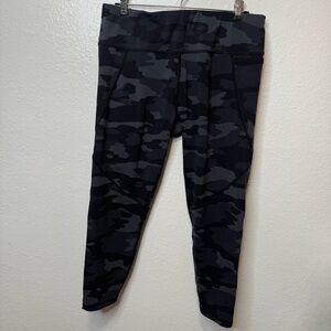 Sweaty Betty Power 7/8 Length Gray Camo Leggings Size Extra Large XL